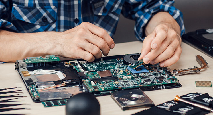 Tips on How to Find a Computer Repair Specialist
